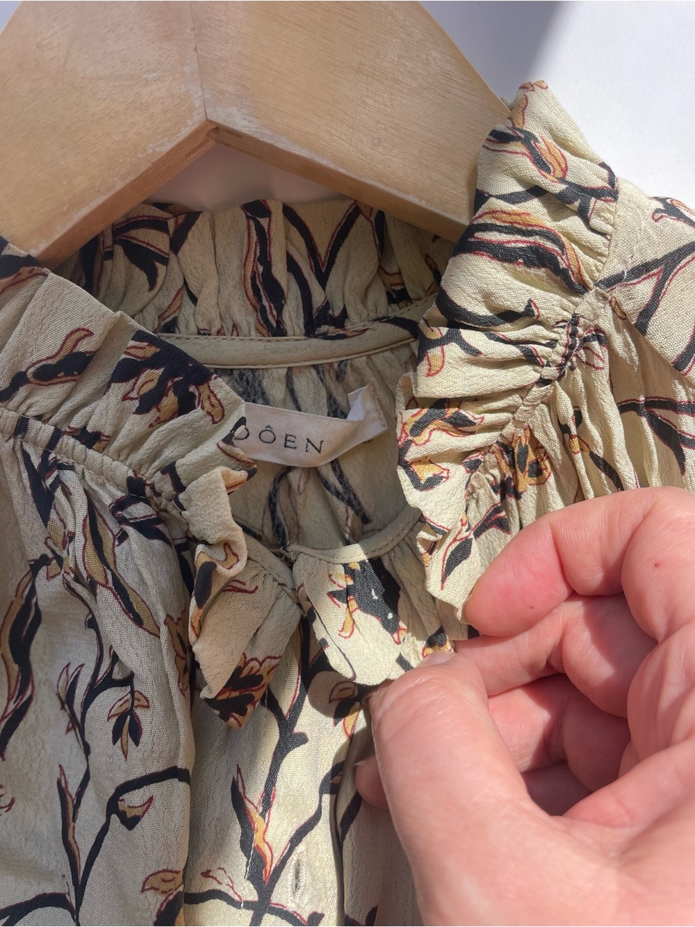 DOEN Floral Ruffle Neck Blouse Cream Brown Viscose Oversized XS - Picture 5 of 9